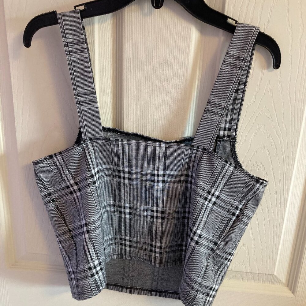 Juniors American Eagle Crop Tank Top Size Medium - Picture 5 of 5